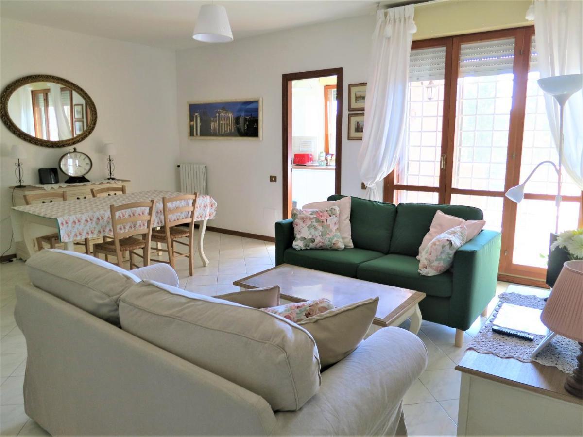 Apartament La Casa Di Bambi Rzym Zewnętrze zdjęcie